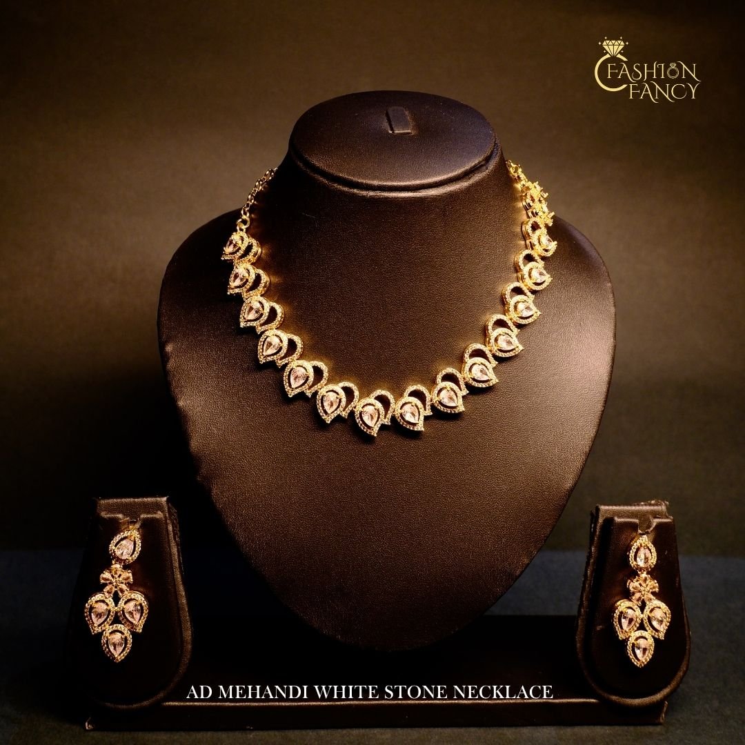 AD mehandi stone necklace